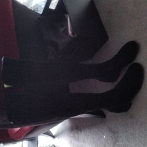 Stuart Weitzman boots to the knee